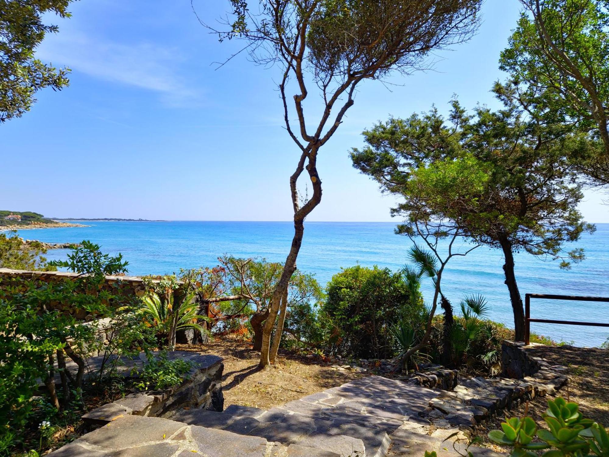 Villa Papiyon - Accesso Privato Alla Spiaggia Cala Liberotto Exteriör bild
