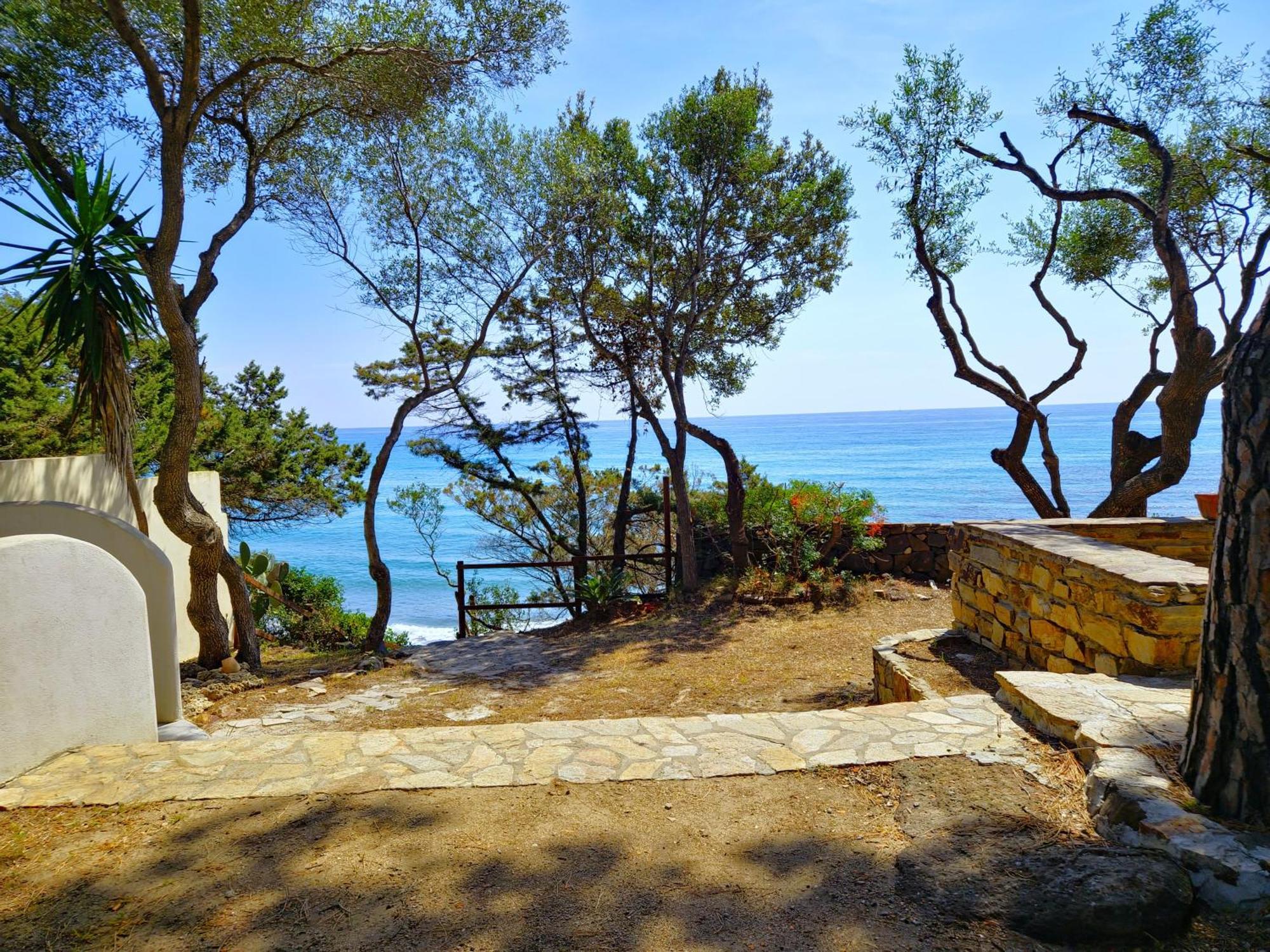 Villa Papiyon - Accesso Privato Alla Spiaggia Cala Liberotto Exteriör bild