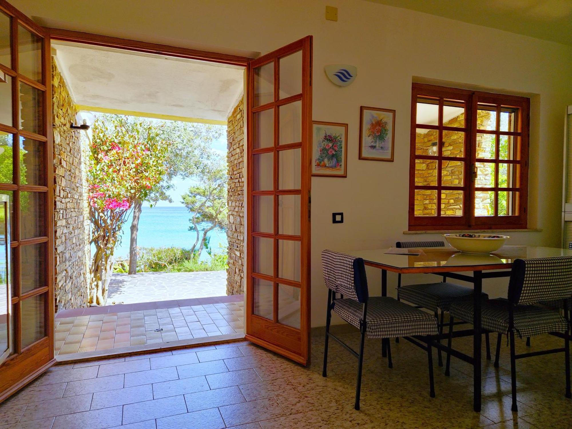 Villa Papiyon - Accesso Privato Alla Spiaggia Cala Liberotto Exteriör bild