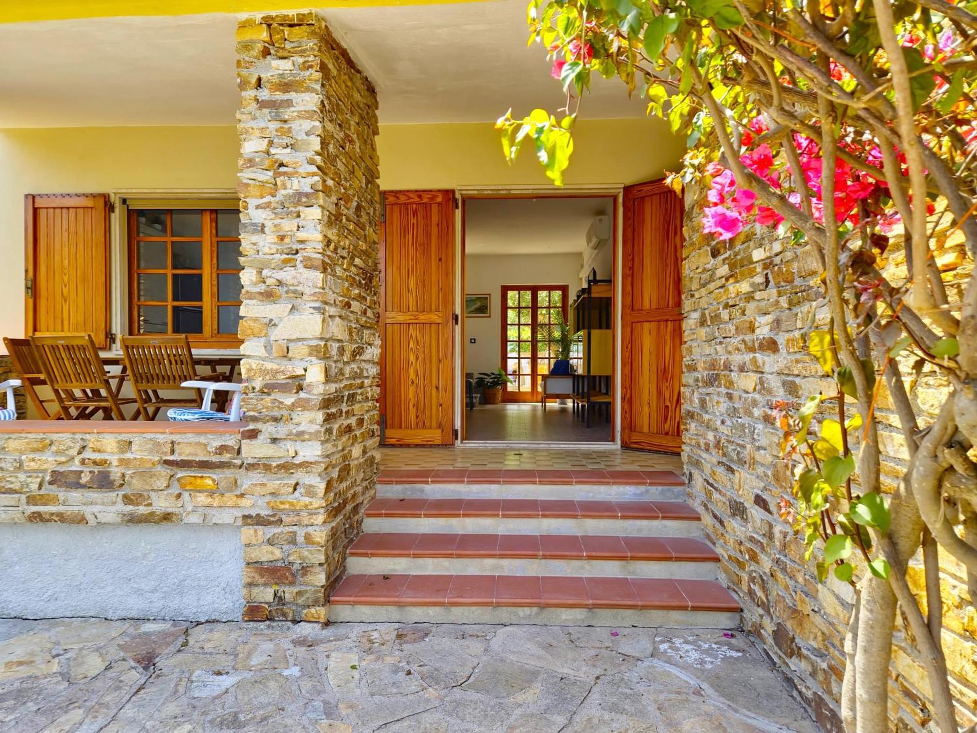 Villa Papiyon - Accesso Privato Alla Spiaggia Cala Liberotto Exteriör bild