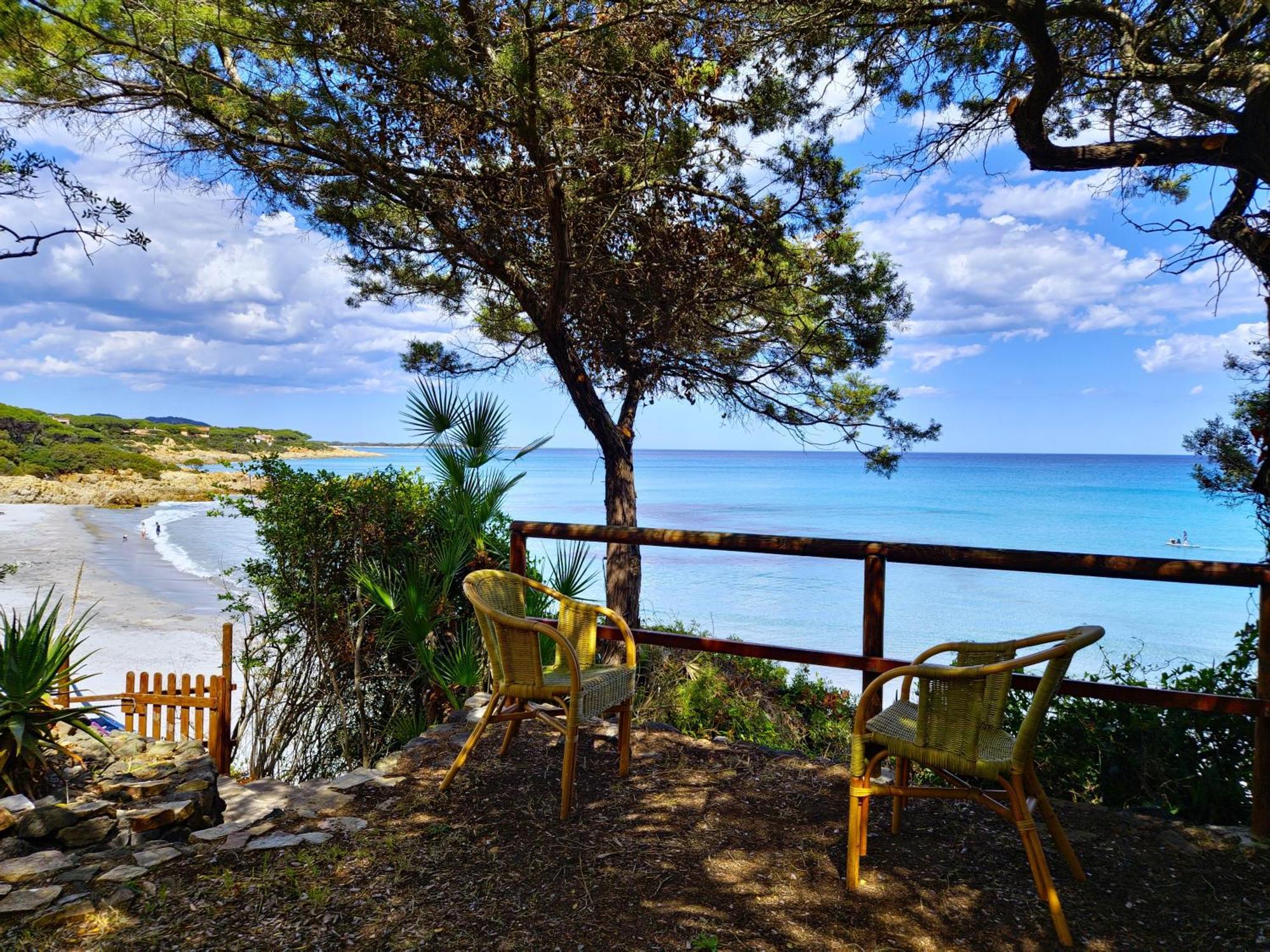 Villa Papiyon - Accesso Privato Alla Spiaggia Cala Liberotto Exteriör bild